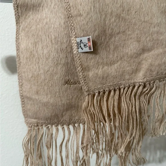 Alpaca Elegance Tan Scarf - Picture 2 of 4